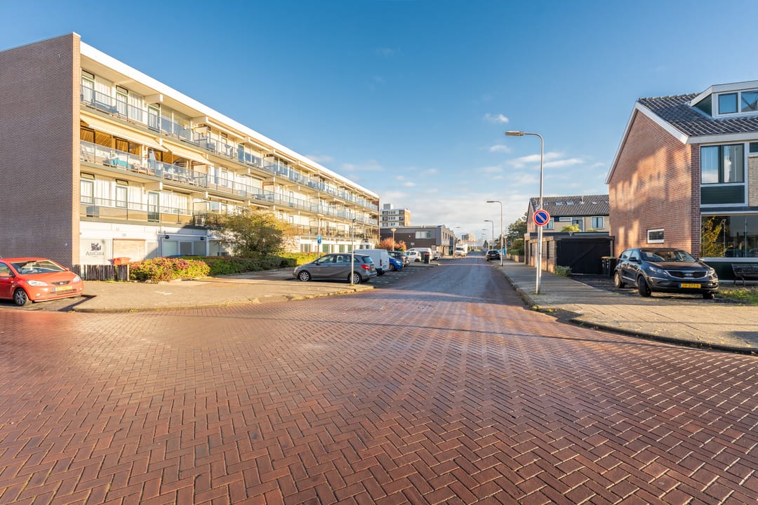 Photo 38 of Doorneberglaan 218