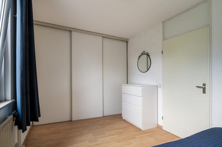 Photo 16 of Hendrik van Veldekestraat 38