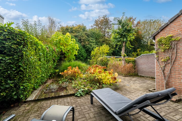 Photo 24 of Hendrik van Veldekestraat 38