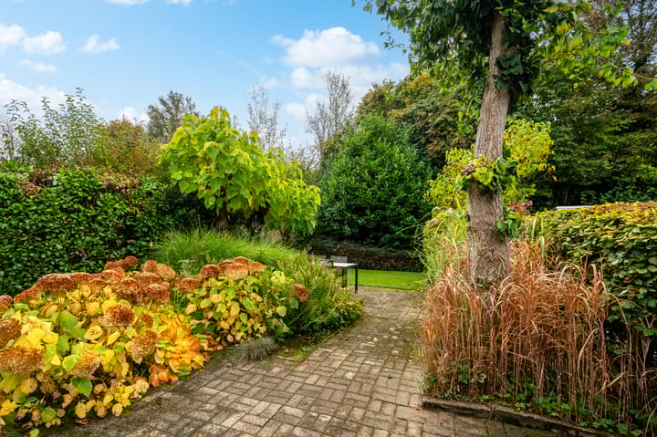 Photo 25 of Hendrik van Veldekestraat 38