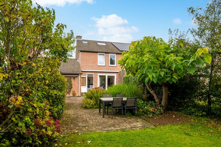 Photo 27 of Hendrik van Veldekestraat 38