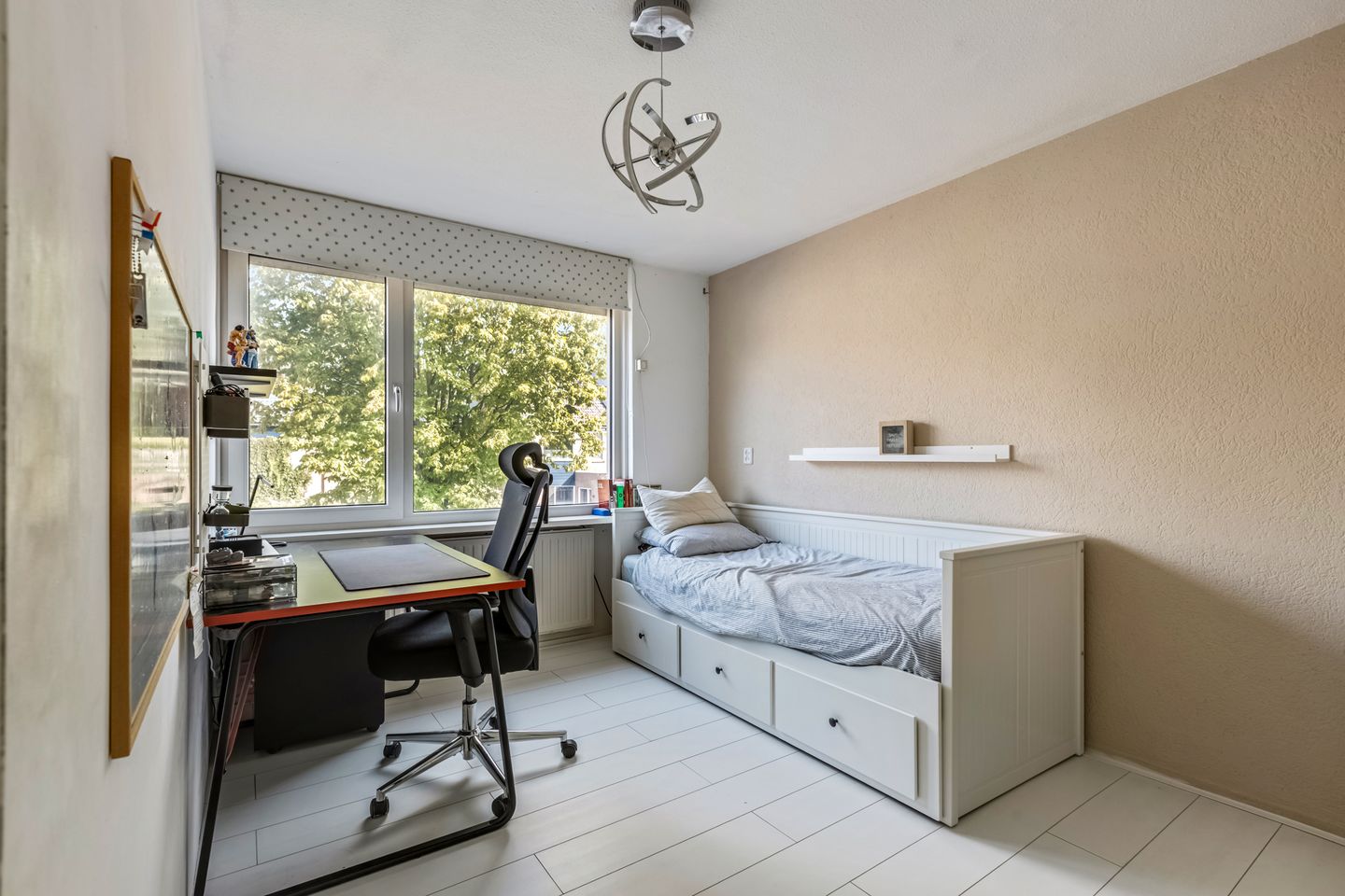 Photo 14 of Boedelhof 16