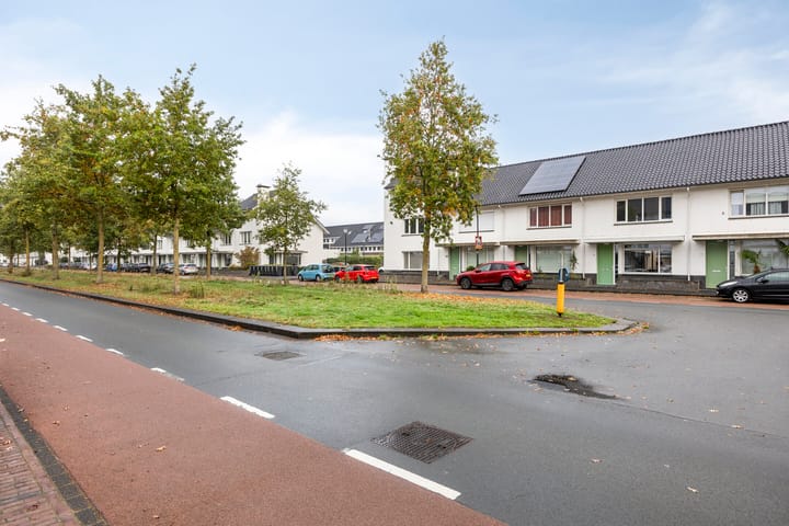 Photo 5 of Koolhovenlaan 83