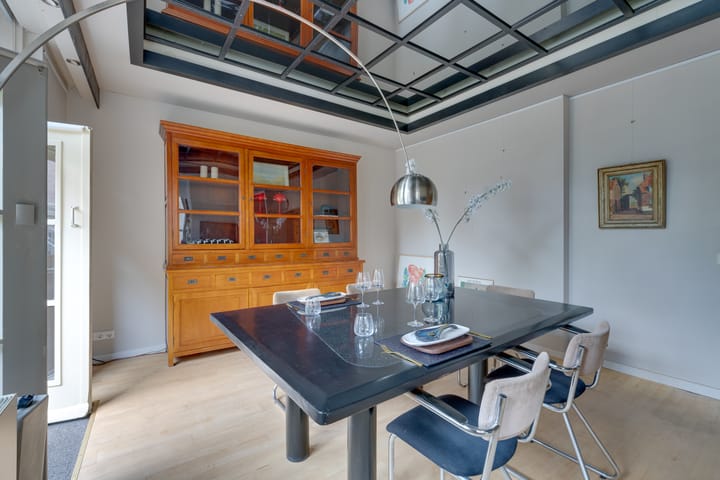 Photo 27 of Hondecoeterstraat 4-1