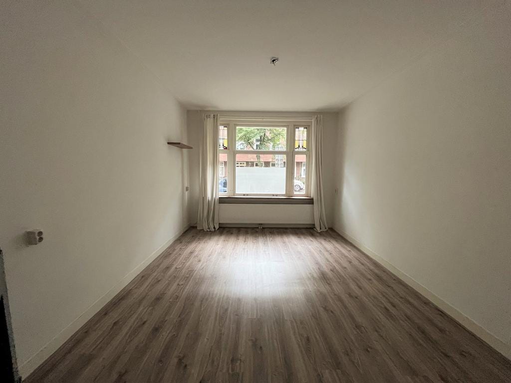 Photo 2 of Geleenstraat 28
