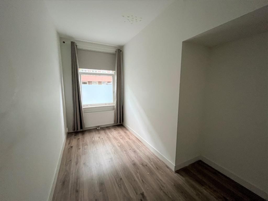 Photo 11 of Geleenstraat 28