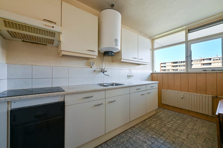 Foto 13 van Titus Brandsmastraat 75