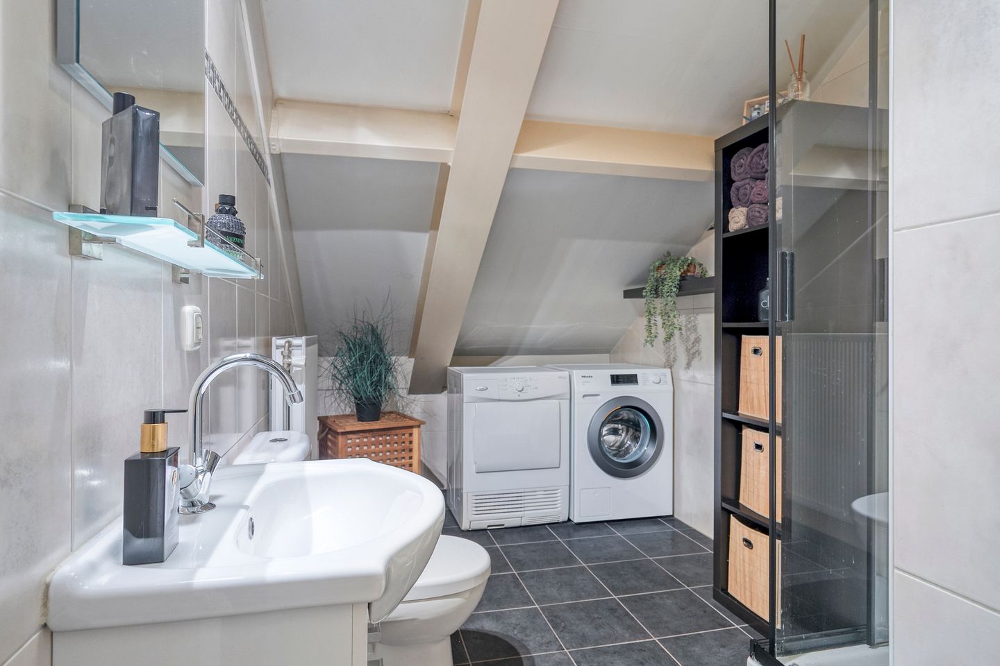 Foto 5 van Rijnstraat 2-30