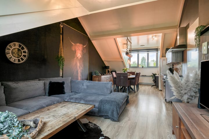 Foto 2 van Rijnstraat 2-30