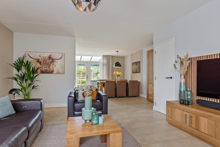 Photo 2 of Burcht 28