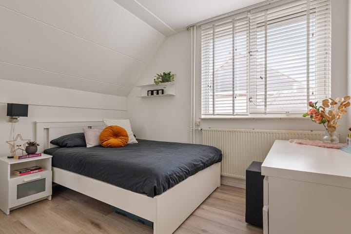 Photo 36 of Burcht 28