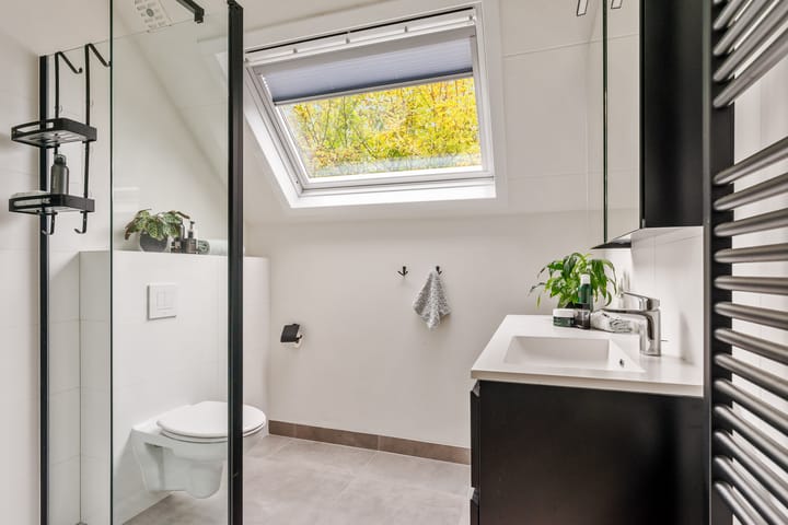 Photo 39 of Burcht 28