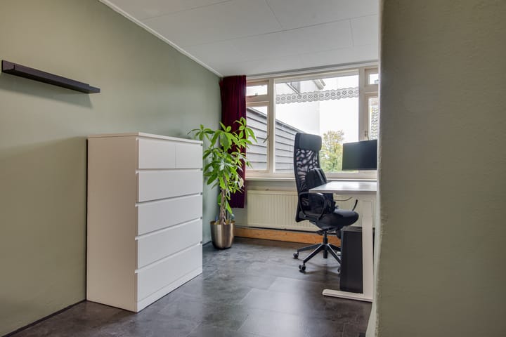 Foto 24 van Kerkplein 4