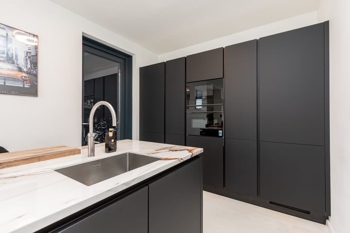 Foto 24 van Emilio Segrèstraat 20