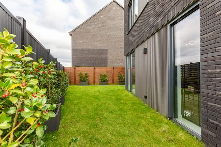 Foto 32 van Emilio Segrèstraat 20