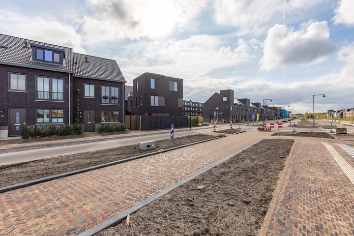 Foto 64 van Emilio Segrèstraat 20