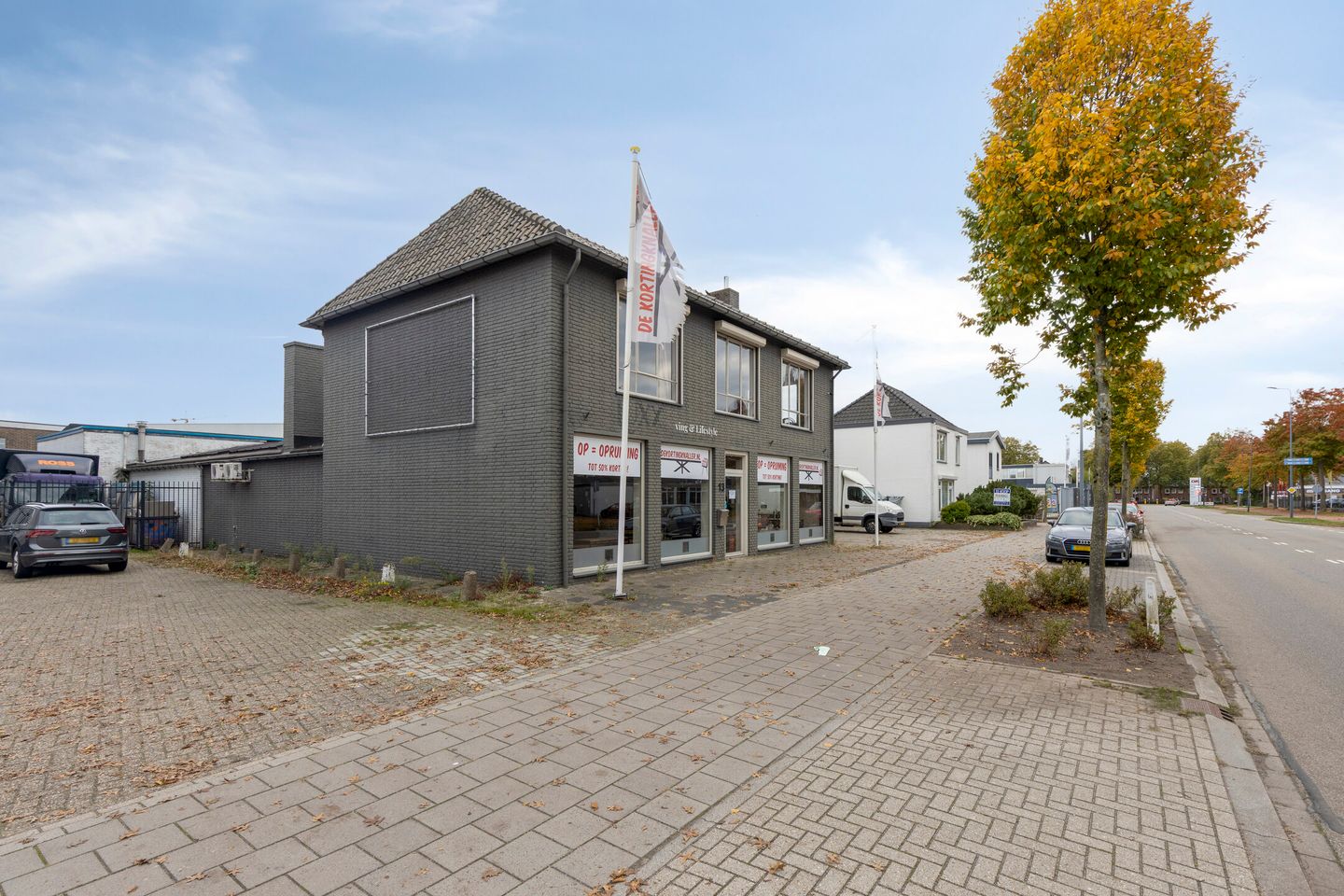 Bekijk foto 3 van Rietveldenweg 13