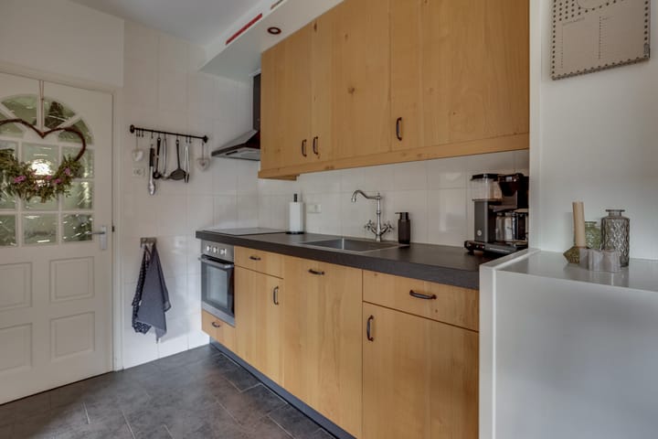 Foto 10 van Prins Bernhardstraat 4