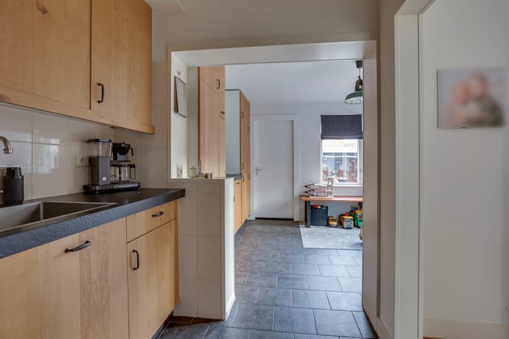 Foto 12 van Prins Bernhardstraat 4