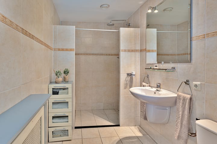 Foto 17 van Cornelis Trompstraat 9