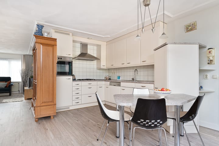 Foto 10 van Cornelis Trompstraat 9