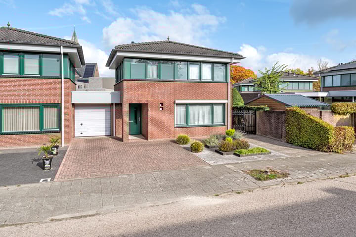 Foto 33 van Cornelis Trompstraat 9