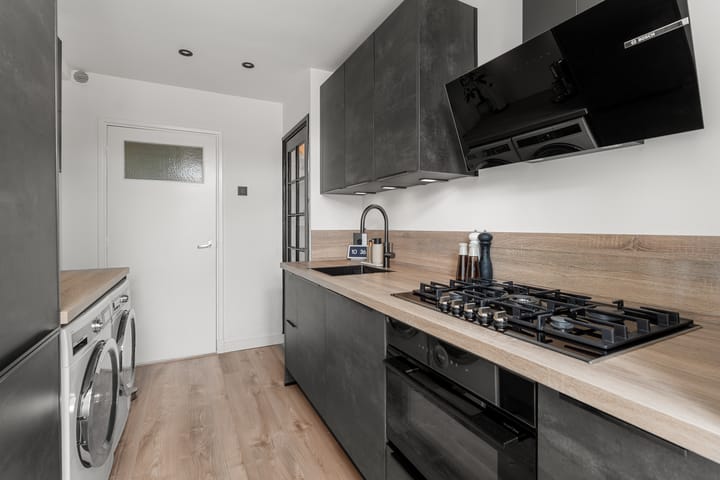 Photo 2 of Bernhardlaan 15-4A