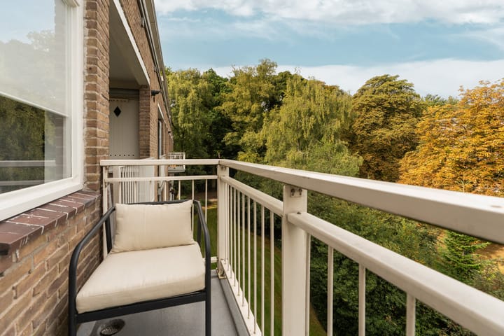 Photo 9 of Bernhardlaan 15-4A