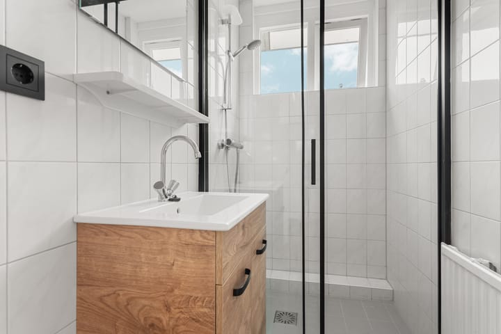 Photo 25 of Bernhardlaan 15-4A