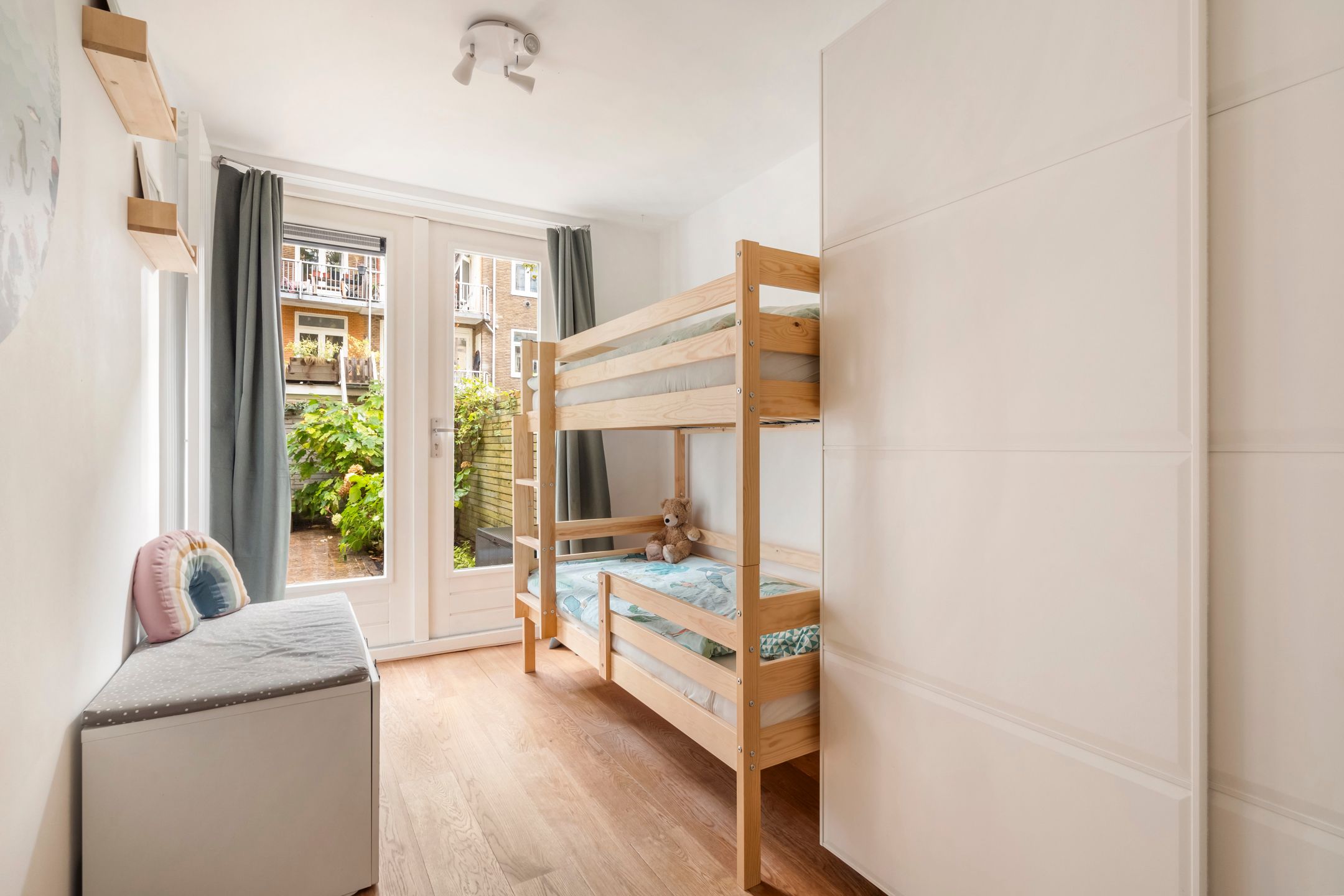 Foto 36 van Lanseloetstraat 10-H