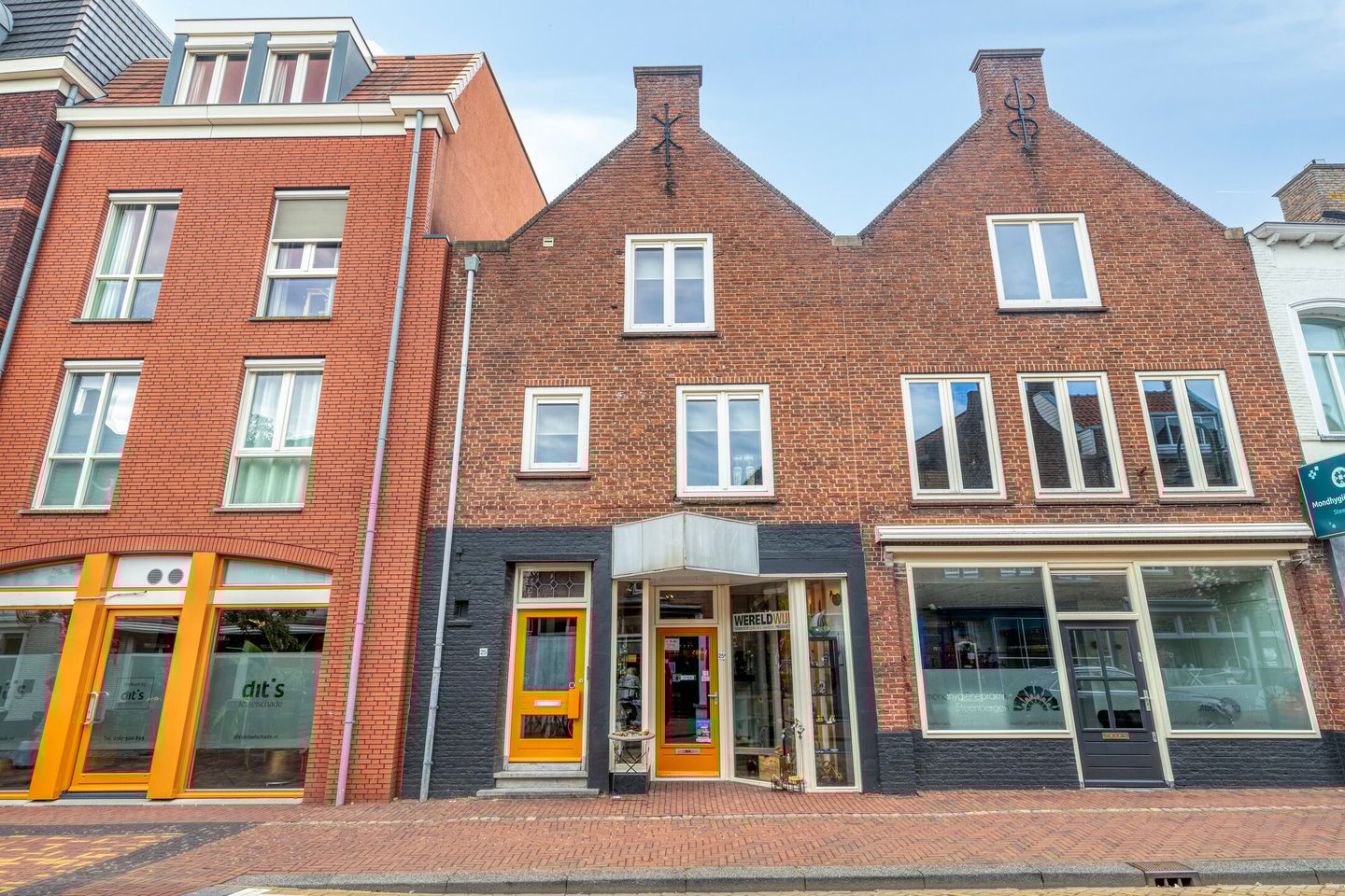 View photo 1 of Kaaistraat 25-a