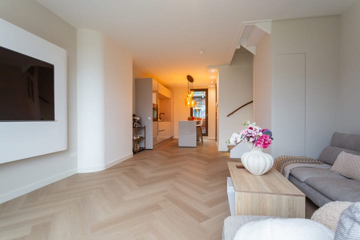 Foto 9 van Karakterplein 25