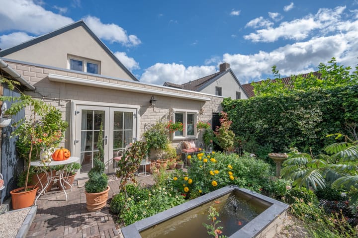 Photo 37 of Pannesheuvel 17