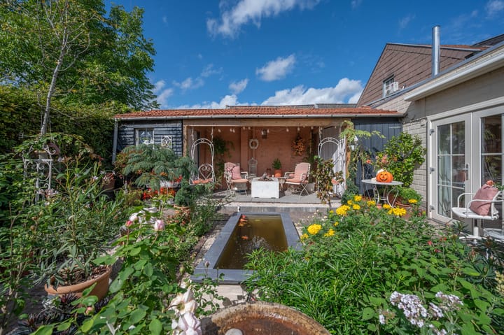 Photo 39 of Pannesheuvel 17