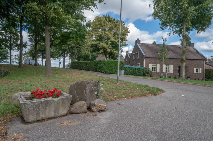 Photo 52 of Pannesheuvel 17