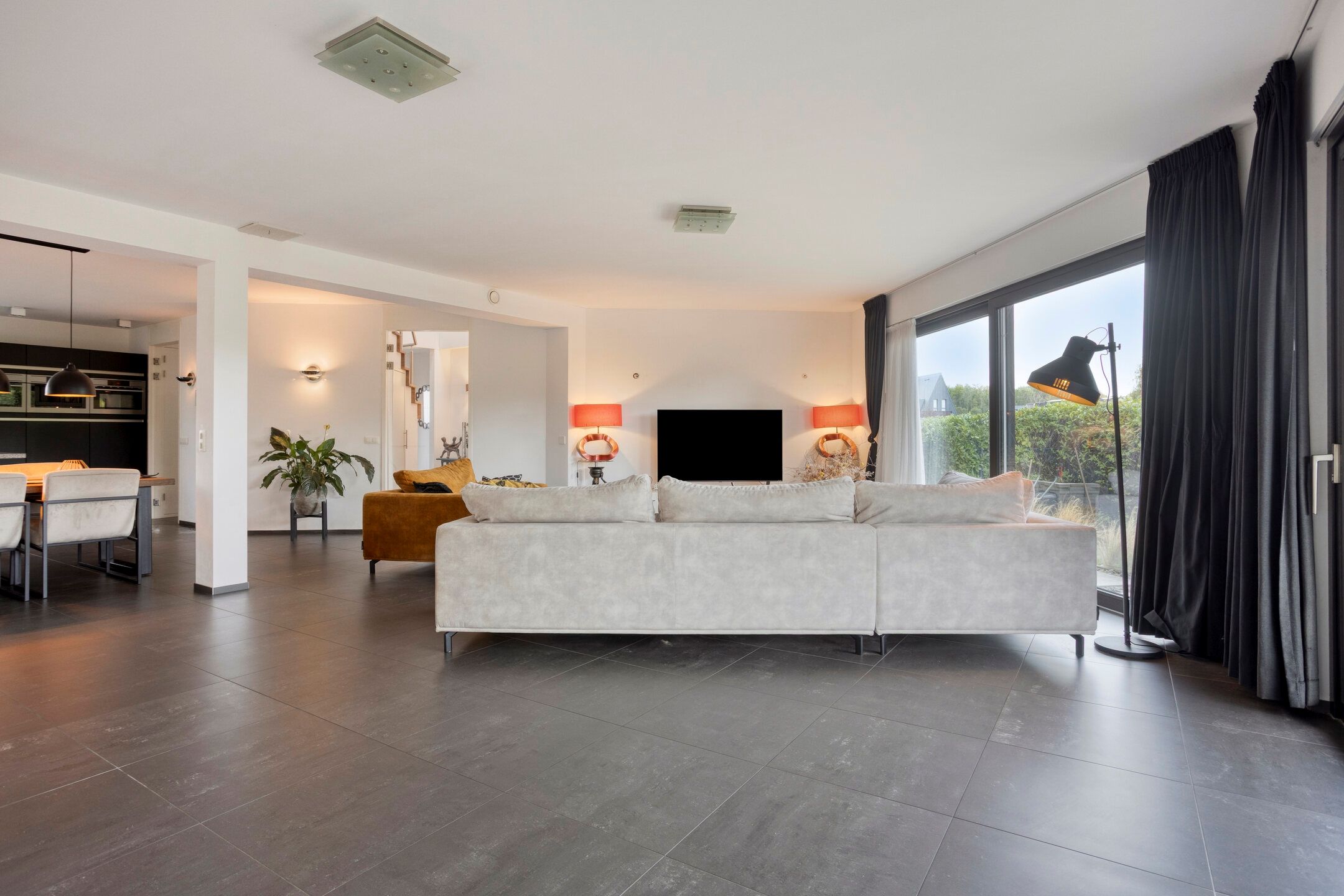 Photo 9 of Gigantenstraat 8