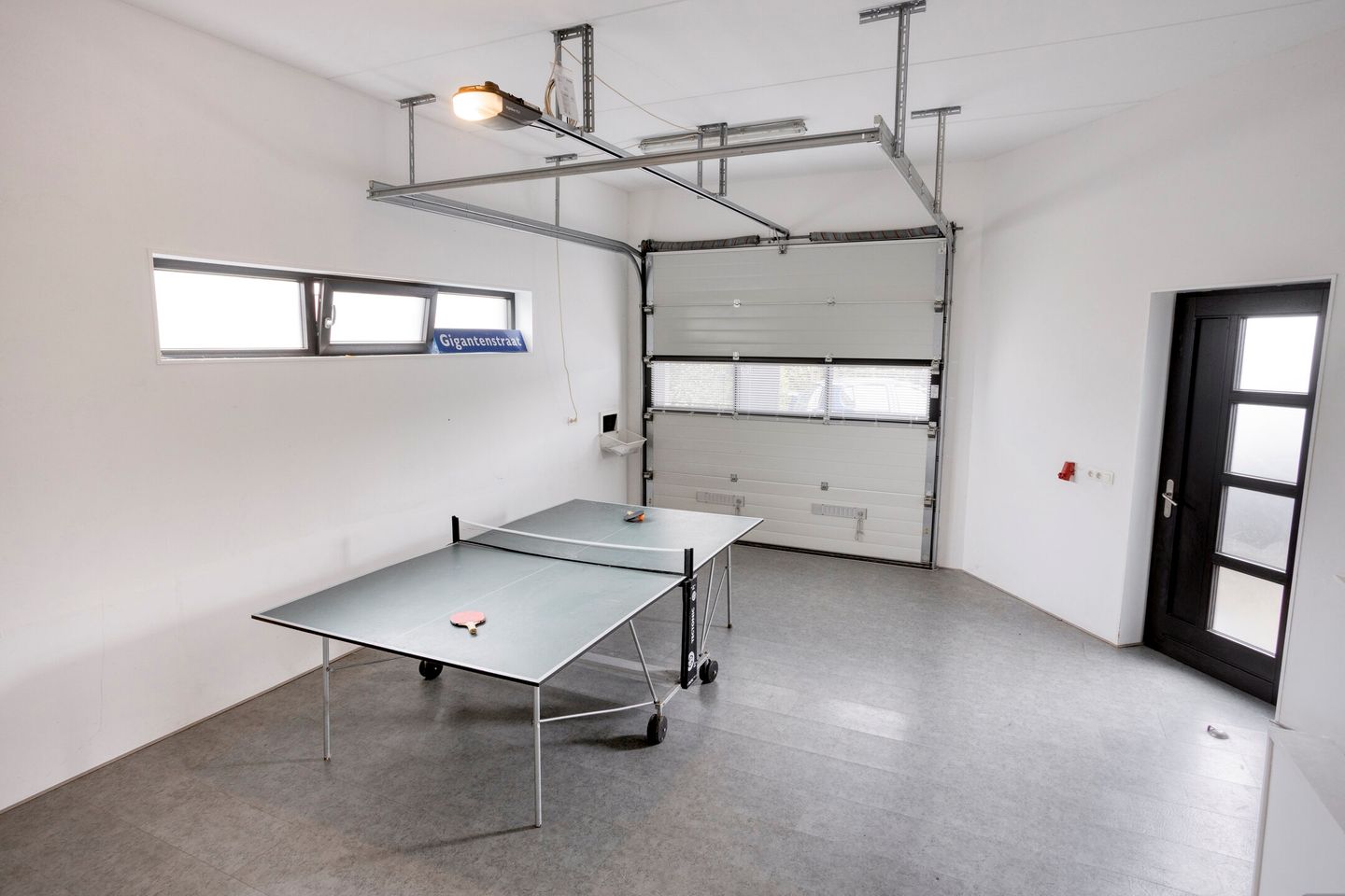 Photo 29 of Gigantenstraat 8