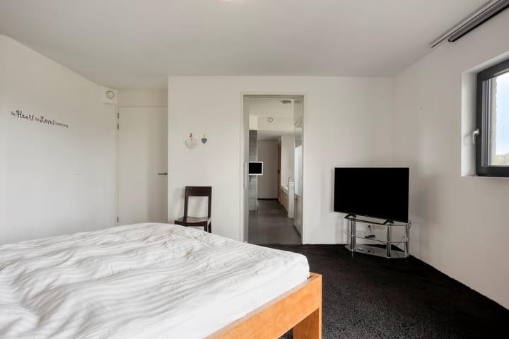 Photo 38 of Gigantenstraat 8