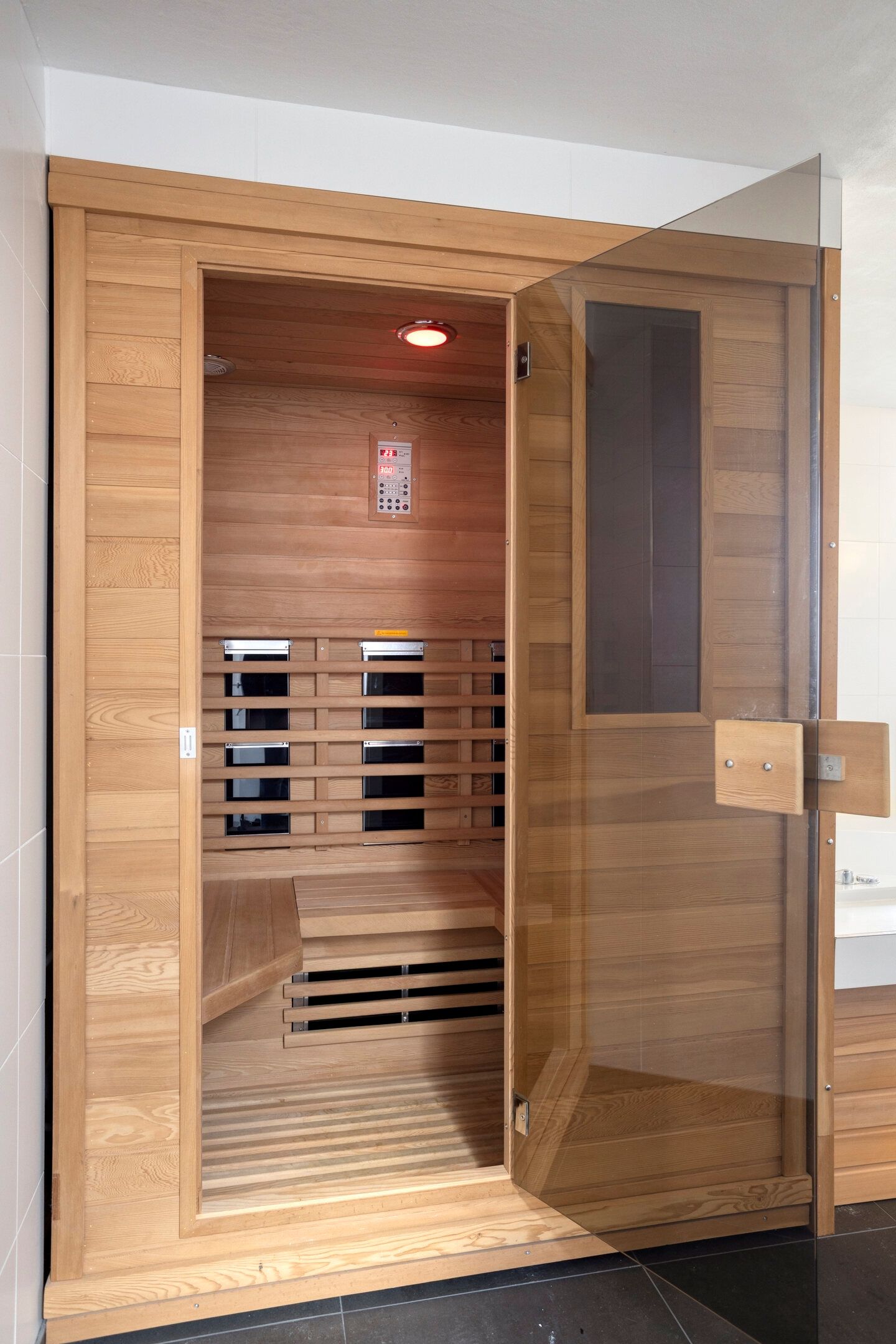 Photo 42 of Gigantenstraat 8