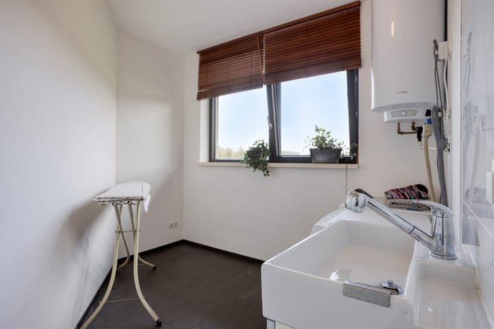 Photo 47 of Gigantenstraat 8