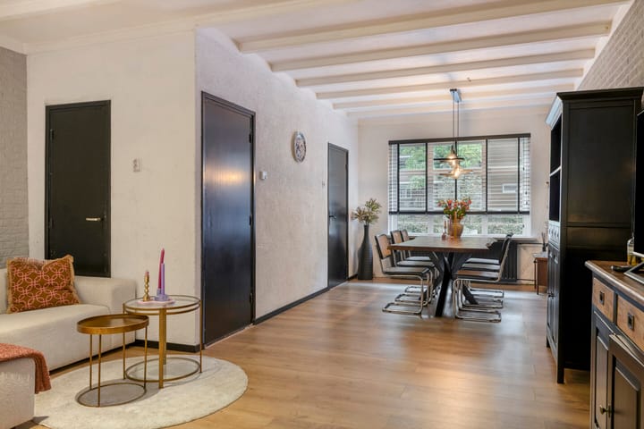 Photo 2 of Singel 1940-1945 106