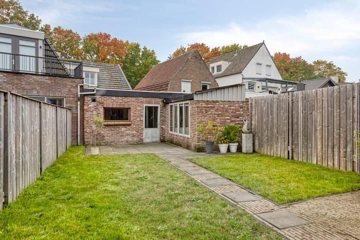 Photo 24 of Singel 1940-1945 106