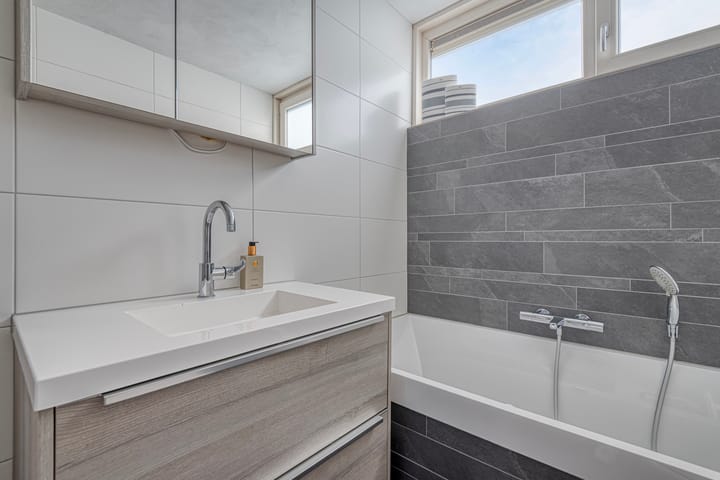 Foto 29 van Leerlooierstraat 4