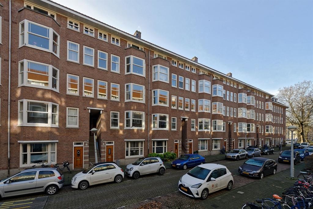 Photo 1 of Sassenheimstraat 63-H