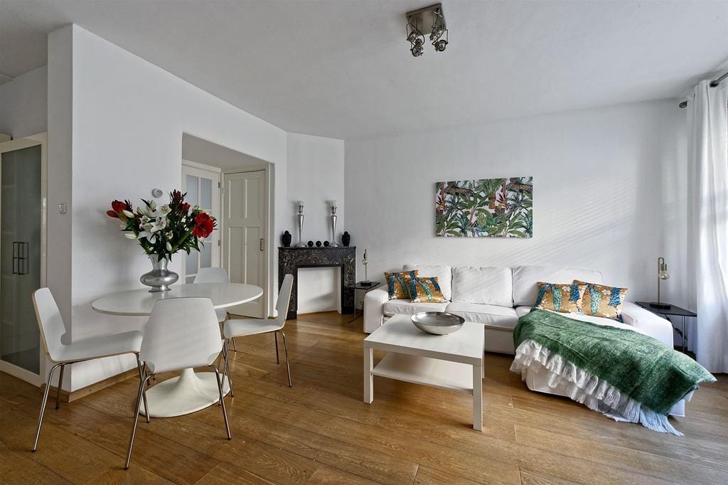 Photo 6 of Sassenheimstraat 63-H