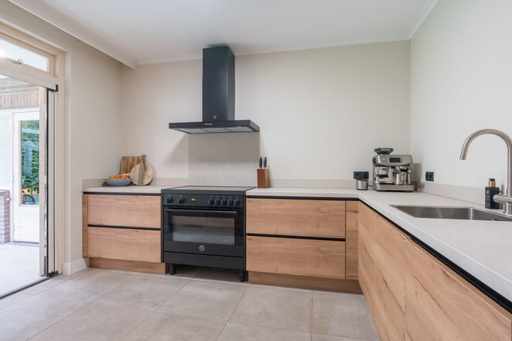 Foto 18 van Mollenstraat 36