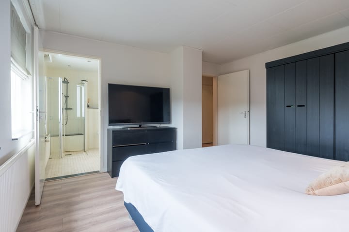 Foto 32 van Mollenstraat 36