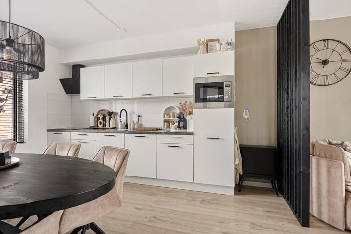 Foto 11 van Botter 22 40