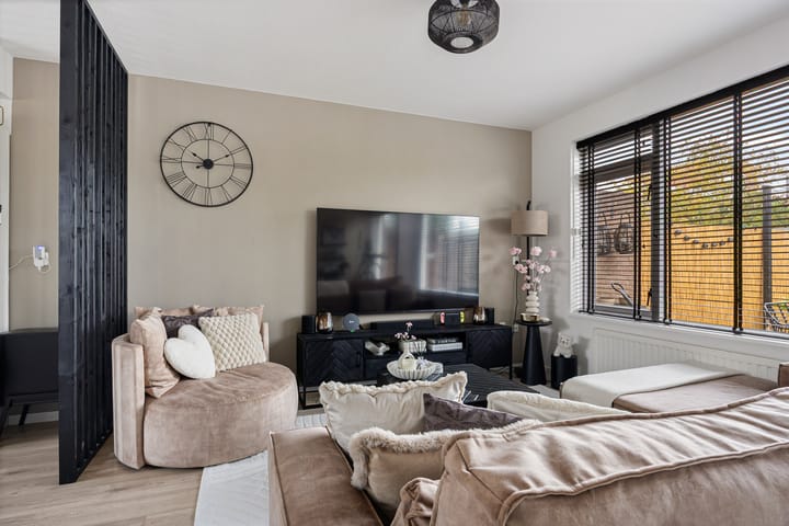 Foto 13 van Botter 22 40