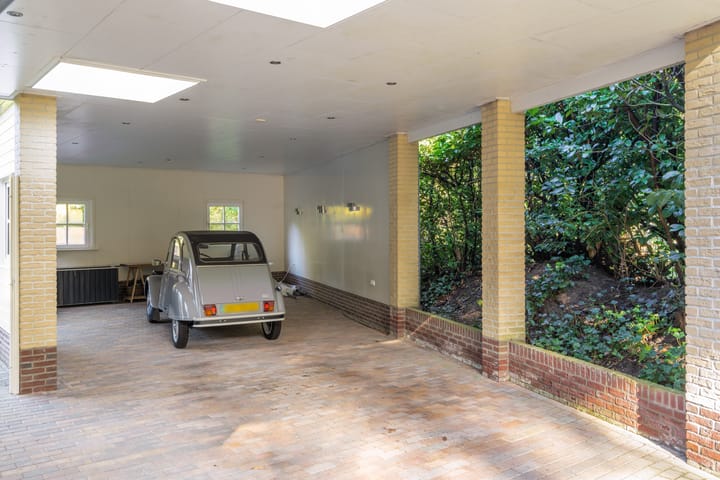 Photo 36 of Sonnevancklaan 13